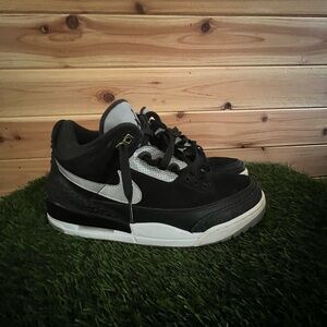 Jordan 3 Retro - Black Tinker Cement Gold - Size 9 Men’s